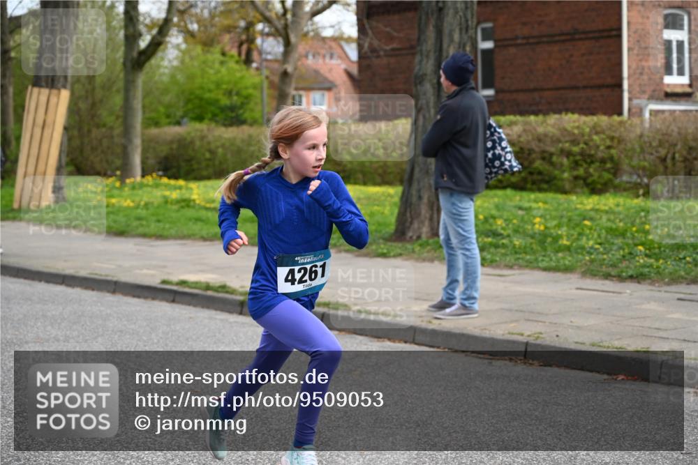 12.04.2026 - 45. Internationalen Wilhelmsburger Insellauf J. Mangold http://msf.ph/oto/9509053 12.04.2026 12:56:16 Ziel 2344, 5114, 5255, 4269, 3627, 5133, 5680, 4545, 5101, 4261, 4933, 5131, 5184, 5446, 4859, 5729, 5134, 3620, 4848, 5410, 4168, 4921, 4922, 4237, 4237, 5094, 4835, 5141, 5549, 5163, 5147 meine-sportfotos.de