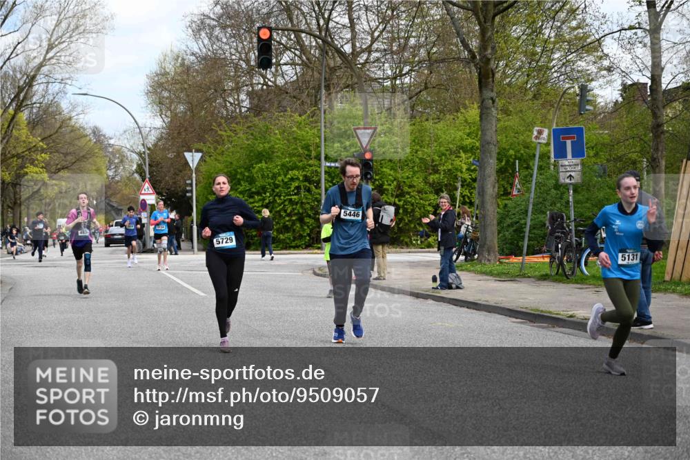 12.04.2026 - 45. Internationalen Wilhelmsburger Insellauf J. Mangold http://msf.ph/oto/9509057 12.04.2026 12:56:18 Ziel 5255, 4269, 3627, 5133, 5680, 4545, 5101, 4261, 4933, 5131, 5184, 5446, 4859, 5729, 5446, 4859, 5729, 5134, 3620, 4848, 5410, 4168, 4921, 4922, 4237, 5094, 4835, 4835, 5141, 5549, 5163, 5147, 3600, 2491 meine-sportfotos.de