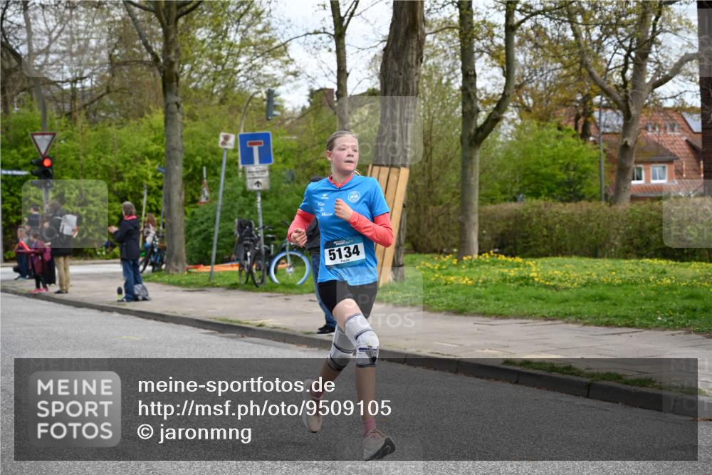 12.04.2026 - 45. Internationalen Wilhelmsburger Insellauf J. Mangold http://msf.ph/oto/9509105 12.04.2026 12:56:25 Ziel 5133, 5680, 4545, 5101, 4261, 4933, 5131, 5184, 5446, 4859, 5729, 5134, 3620, 4848, 5410, 4168, 4168, 4921, 4922, 4237, 5094, 4835, 5141, 5549, 5163, 5163, 5147, 3600, 2491, 3985, 4598, 3921, 5343 meine-sportfotos.de