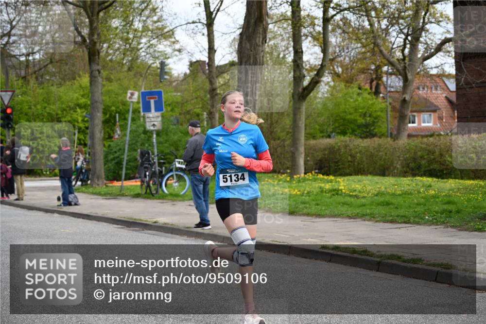 12.04.2026 - 45. Internationalen Wilhelmsburger Insellauf J. Mangold http://msf.ph/oto/9509106 12.04.2026 12:56:25 Ziel 5133, 5680, 4545, 5101, 4261, 4933, 5131, 5184, 5446, 4859, 5729, 5134, 3620, 4848, 5410, 4168, 4168, 4921, 4922, 4237, 5094, 4835, 5141, 5549, 5163, 5163, 5147, 3600, 2491, 3985, 4598, 3921, 5343 meine-sportfotos.de