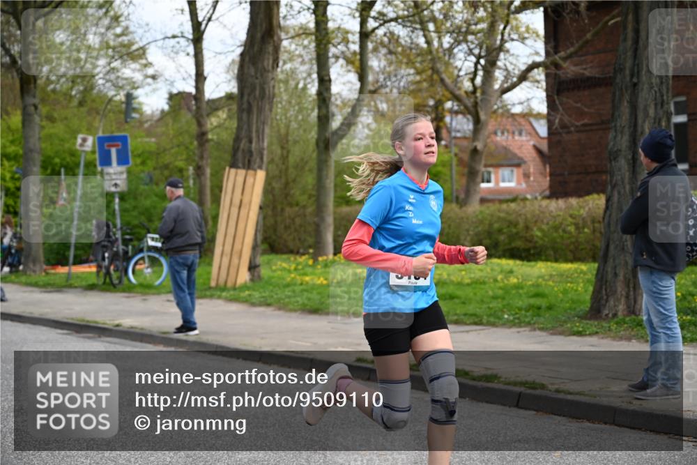 12.04.2026 - 45. Internationalen Wilhelmsburger Insellauf J. Mangold http://msf.ph/oto/9509110 12.04.2026 12:56:25 Ziel 5133, 5680, 4545, 5101, 4261, 4933, 5131, 5184, 5446, 4859, 5729, 5134, 3620, 4848, 5410, 4168, 4168, 4921, 4922, 4237, 5094, 4835, 5141, 5549, 5163, 5163, 5147, 3600, 2491, 3985, 4598, 3921, 5343 meine-sportfotos.de