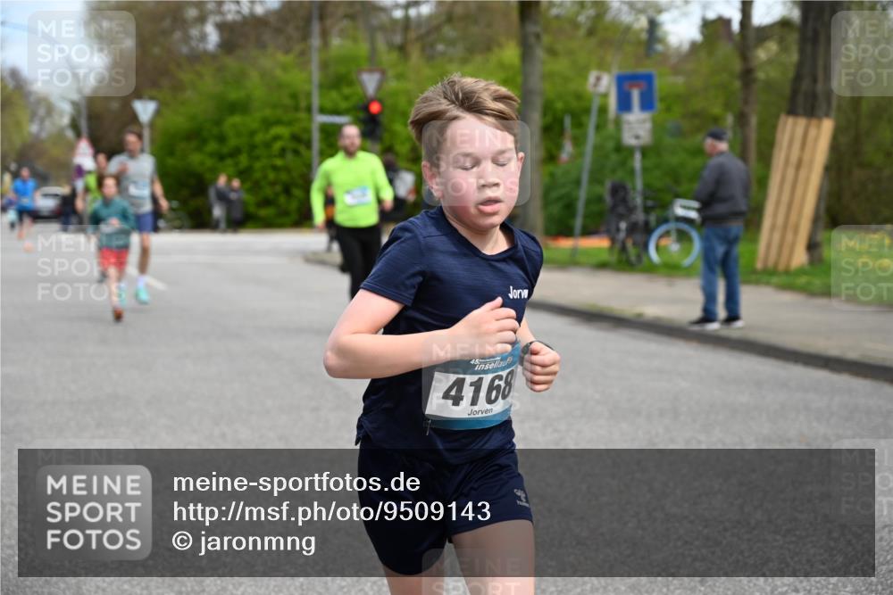 12.04.2026 - 45. Internationalen Wilhelmsburger Insellauf J. Mangold http://msf.ph/oto/9509143 12.04.2026 12:56:35 Ziel 4933, 5131, 5184, 5446, 4859, 5729, 5134, 3620, 4848, 5410, 4168, 4921, 4922, 4237, 5094, 4835, 5141, 5141, 5549, 5163, 5147, 3600, 2491, 3985, 4598, 3921, 5343, 3921, 5343, 3867, 5500, 5073, 5189, 3287, 4186, 4375, 3973 meine-sportfotos.de