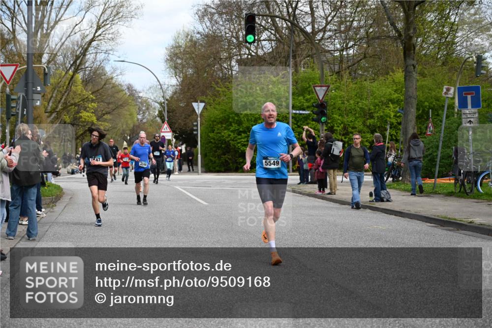 12.04.2026 - 45. Internationalen Wilhelmsburger Insellauf J. Mangold http://msf.ph/oto/9509168 12.04.2026 12:56:42 Ziel 5446, 4859, 5729, 5134, 3620, 4848, 5410, 4168, 4921, 4922, 4237, 5094, 4835, 5141, 5549, 5163, 5147, 3600, 2491, 2491, 3985, 4598, 3921, 5343, 3867, 5500, 5073, 5189, 3287, 4186, 4375, 3287, 4186, 4375, 3973, 4853, 4569, 2624, 5801, 4097 meine-sportfotos.de