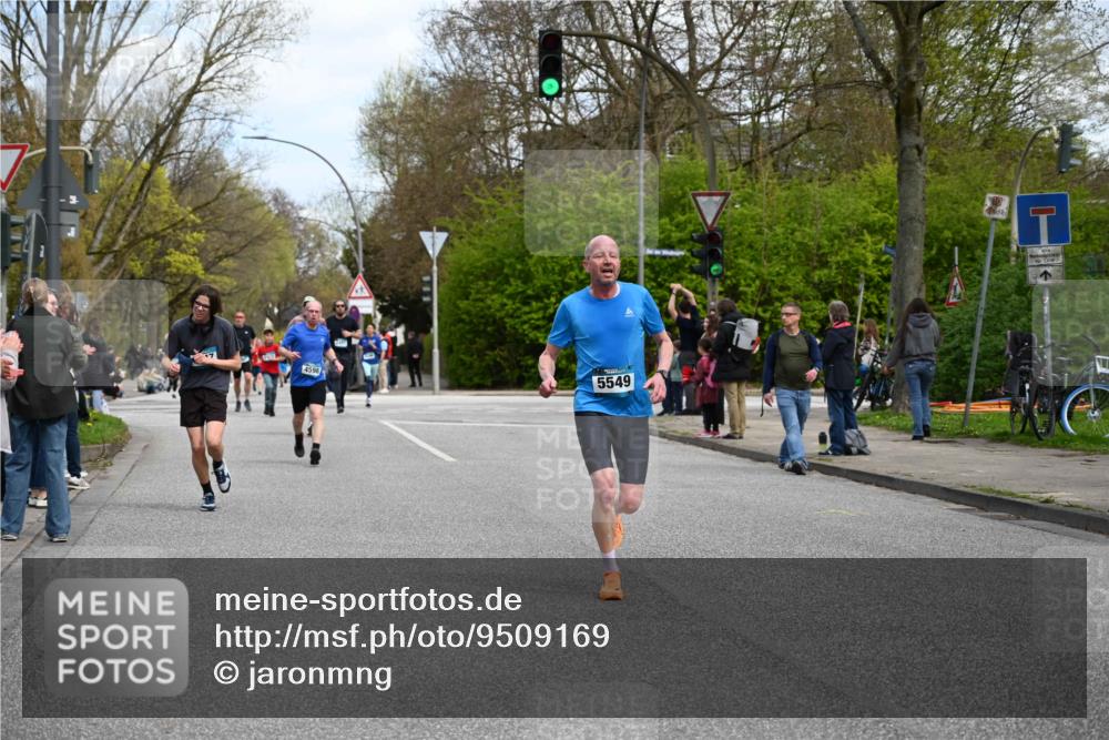 12.04.2026 - 45. Internationalen Wilhelmsburger Insellauf J. Mangold http://msf.ph/oto/9509169 12.04.2026 12:56:42 Ziel 5446, 4859, 5729, 5134, 3620, 4848, 5410, 4168, 4921, 4922, 4237, 5094, 4835, 5141, 5549, 5163, 5147, 3600, 2491, 2491, 3985, 4598, 3921, 5343, 3867, 5500, 5073, 5189, 3287, 4186, 4375, 3287, 4186, 4375, 3973, 4853, 4569, 2624, 5801, 4097 meine-sportfotos.de