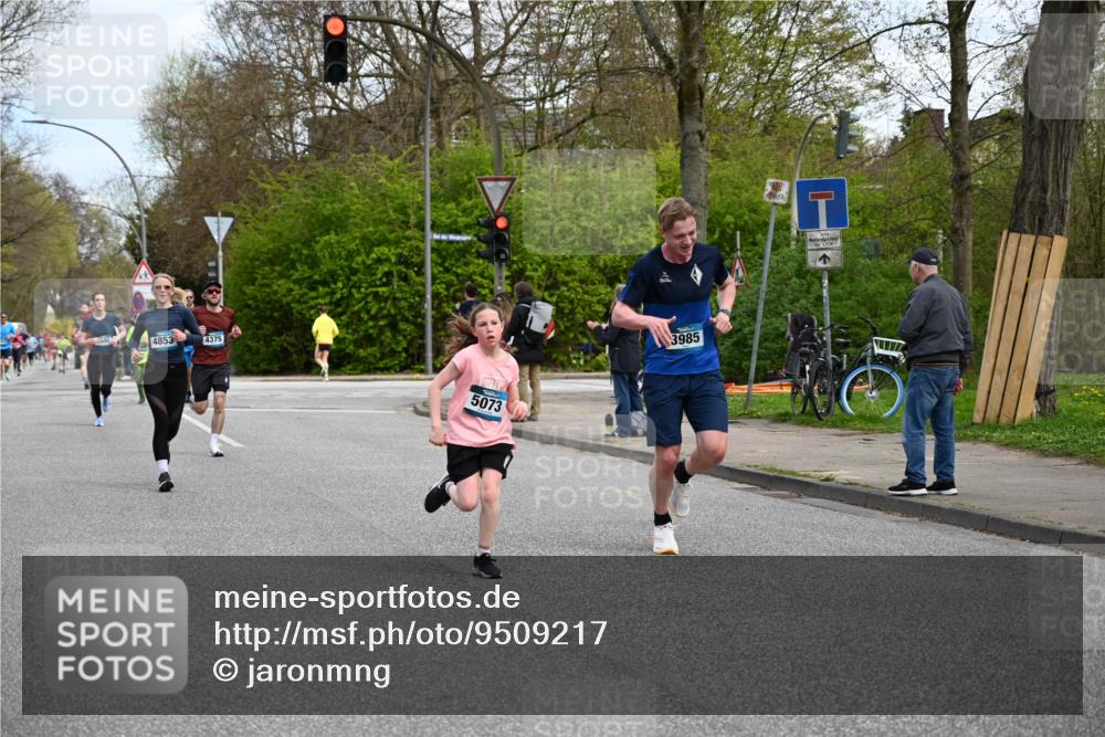 12.04.2026 - 45. Internationalen Wilhelmsburger Insellauf J. Mangold http://msf.ph/oto/9509217 12.04.2026 12:56:57 Ziel 5141, 5549, 5163, 5147, 3600, 2491, 3985, 4598, 3921, 5343, 3867, 5500, 5073, 5189, 3287, 4186, 4375, 3973, 4853, 4569, 2624, 5801, 4097, 5744, 4524, 4524, 4259, 5791, 5696, 4740, 4599, 5062, 4851, 5172, 4959, 5322 meine-sportfotos.de