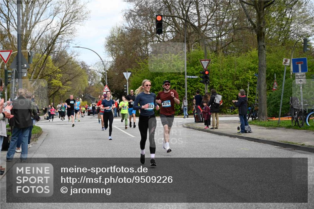 12.04.2026 - 45. Internationalen Wilhelmsburger Insellauf J. Mangold http://msf.ph/oto/9509226 12.04.2026 12:56:59 Ziel 5141, 5549, 5163, 5147, 3600, 2491, 3985, 4598, 3921, 5343, 3867, 5500, 5073, 5189, 3287, 4186, 4375, 3973, 4853, 4569, 2624, 5801, 4097, 5744, 4524, 4259, 5791, 5791, 5696, 4740, 4599, 5062, 4851, 5172, 4959, 5322, 5129, 3190 meine-sportfotos.de