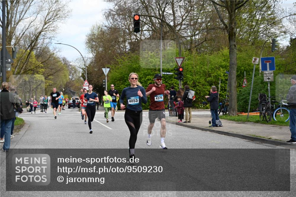 12.04.2026 - 45. Internationalen Wilhelmsburger Insellauf J. Mangold http://msf.ph/oto/9509230 12.04.2026 12:56:59 Ziel 5141, 5549, 5163, 5147, 3600, 2491, 3985, 4598, 3921, 5343, 3867, 5500, 5073, 5189, 3287, 4186, 4375, 3973, 4853, 4569, 2624, 5801, 4097, 5744, 4524, 4259, 5791, 5791, 5696, 4740, 4599, 5062, 4851, 5172, 4959, 5322, 5129, 3190 meine-sportfotos.de