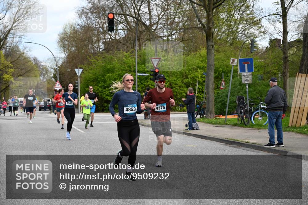 12.04.2026 - 45. Internationalen Wilhelmsburger Insellauf J. Mangold http://msf.ph/oto/9509232 12.04.2026 12:56:59 Ziel 5141, 5549, 5163, 5147, 3600, 2491, 3985, 4598, 3921, 5343, 3867, 5500, 5073, 5189, 3287, 4186, 4375, 3973, 4853, 4569, 2624, 5801, 4097, 5744, 4524, 4259, 5791, 5791, 5696, 4740, 4599, 5062, 4851, 5172, 4959, 5322, 5129, 3190 meine-sportfotos.de