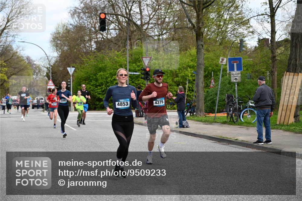 12.04.2026 - 45. Internationalen Wilhelmsburger Insellauf J. Mangold http://msf.ph/oto/9509233 12.04.2026 12:56:59 Ziel 5141, 5549, 5163, 5147, 3600, 2491, 3985, 4598, 3921, 5343, 3867, 5500, 5073, 5189, 3287, 4186, 4375, 3973, 4853, 4569, 2624, 5801, 4097, 5744, 4524, 4259, 5791, 5791, 5696, 4740, 4599, 5062, 4851, 5172, 4959, 5322, 5129, 3190 meine-sportfotos.de