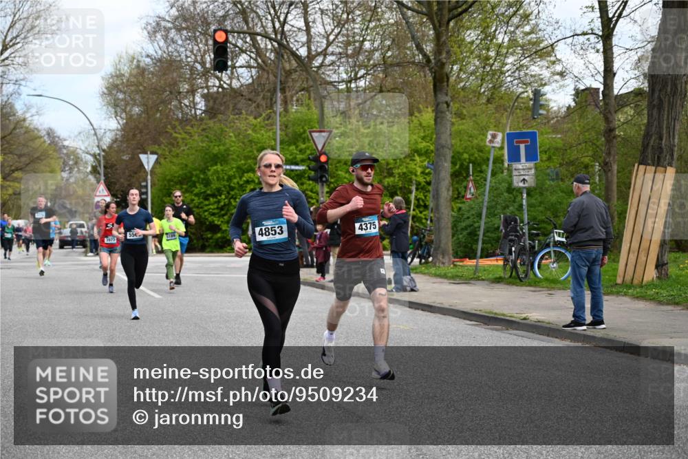 12.04.2026 - 45. Internationalen Wilhelmsburger Insellauf J. Mangold http://msf.ph/oto/9509234 12.04.2026 12:57:00 Ziel 5141, 5549, 5163, 5147, 3600, 2491, 3985, 4598, 3921, 5343, 3867, 5500, 5073, 5189, 3287, 4186, 4375, 3973, 4853, 4569, 2624, 5801, 4097, 5744, 4524, 4259, 5791, 5696, 5696, 4740, 4599, 5062, 4851, 5172, 4959, 5322, 5129, 3190 meine-sportfotos.de