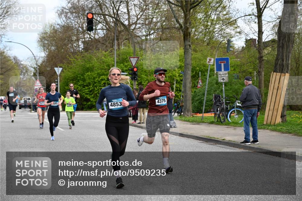 12.04.2026 - 45. Internationalen Wilhelmsburger Insellauf J. Mangold http://msf.ph/oto/9509235 12.04.2026 12:57:00 Ziel 5141, 5549, 5163, 5147, 3600, 2491, 3985, 4598, 3921, 5343, 3867, 5500, 5073, 5189, 3287, 4186, 4375, 3973, 4853, 4569, 2624, 5801, 4097, 5744, 4524, 4259, 5791, 5696, 5696, 4740, 4599, 5062, 4851, 5172, 4959, 5322, 5129, 3190 meine-sportfotos.de