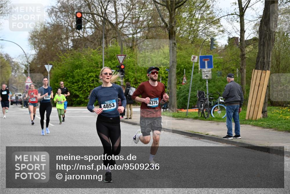 12.04.2026 - 45. Internationalen Wilhelmsburger Insellauf J. Mangold http://msf.ph/oto/9509236 12.04.2026 12:57:00 Ziel 5141, 5549, 5163, 5147, 3600, 2491, 3985, 4598, 3921, 5343, 3867, 5500, 5073, 5189, 3287, 4186, 4375, 3973, 4853, 4569, 2624, 5801, 4097, 5744, 4524, 4259, 5791, 5696, 5696, 4740, 4599, 5062, 4851, 5172, 4959, 5322, 5129, 3190 meine-sportfotos.de