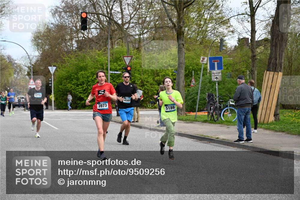 12.04.2026 - 45. Internationalen Wilhelmsburger Insellauf J. Mangold http://msf.ph/oto/9509256 12.04.2026 12:57:03 Ziel 5147, 3600, 2491, 3985, 4598, 3921, 5343, 3867, 5500, 5073, 5189, 3287, 4186, 4375, 3973, 4853, 4569, 2624, 2624, 5801, 4097, 5744, 4524, 4259, 5791, 5696, 4740, 4599, 4599, 5062, 4851, 5172, 4959, 5322, 5129, 3190, 5736, 3189, 5847 meine-sportfotos.de