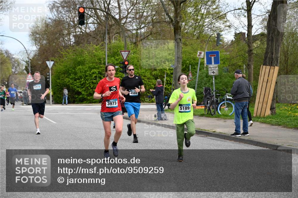 12.04.2026 - 45. Internationalen Wilhelmsburger Insellauf J. Mangold http://msf.ph/oto/9509259 12.04.2026 12:57:03 Ziel 5147, 3600, 2491, 3985, 4598, 3921, 5343, 3867, 5500, 5073, 5189, 3287, 4186, 4375, 3973, 4853, 4569, 2624, 2624, 5801, 4097, 5744, 4524, 4259, 5791, 5696, 4740, 4599, 4599, 5062, 4851, 5172, 4959, 5322, 5129, 3190, 5736, 3189, 5847 meine-sportfotos.de