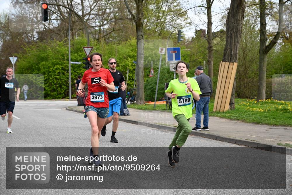 12.04.2026 - 45. Internationalen Wilhelmsburger Insellauf J. Mangold http://msf.ph/oto/9509264 12.04.2026 12:57:04 Ziel 5147, 3600, 2491, 3985, 4598, 3921, 5343, 3867, 5500, 5073, 5189, 3287, 4186, 4375, 3973, 4853, 4569, 2624, 5801, 4097, 5801, 4097, 5744, 4524, 4259, 5791, 5696, 4740, 4599, 5062, 4851, 5172, 4959, 5062, 4851, 5172, 4959, 5322, 5129, 3190, 5736, 3189, 5847, 3439 meine-sportfotos.de