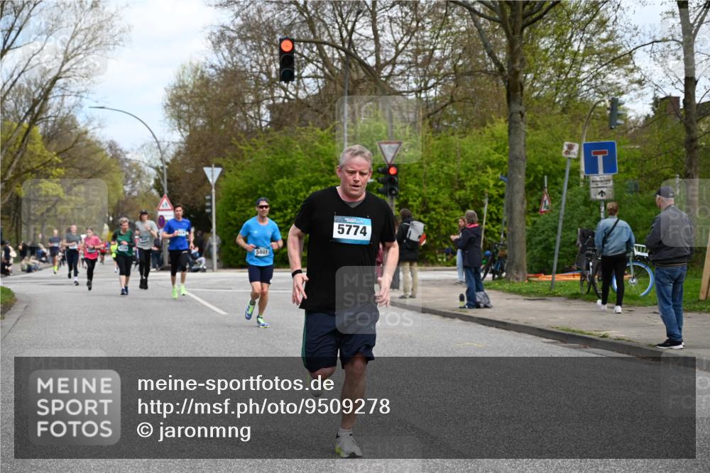 12.04.2026 - 45. Internationalen Wilhelmsburger Insellauf J. Mangold http://msf.ph/oto/9509278 12.04.2026 12:57:06 Ziel 3600, 2491, 3985, 4598, 3921, 5343, 3867, 5500, 5073, 5189, 3287, 4186, 4375, 3973, 4853, 4569, 2624, 5801, 4097, 5744, 4524, 4259, 5791, 5696, 4740, 4599, 5062, 4851, 5172, 4959, 5322, 5322, 5129, 3190, 5736, 3189, 5847, 3439, 5232, 5277, 3863 meine-sportfotos.de