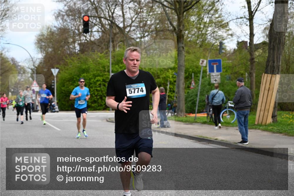 12.04.2026 - 45. Internationalen Wilhelmsburger Insellauf J. Mangold http://msf.ph/oto/9509283 12.04.2026 12:57:06 Ziel 3600, 2491, 3985, 4598, 3921, 5343, 3867, 5500, 5073, 5189, 3287, 4186, 4375, 3973, 4853, 4569, 2624, 5801, 4097, 5744, 4524, 4259, 5791, 5696, 4740, 4599, 5062, 4851, 5172, 4959, 5322, 5322, 5129, 3190, 5736, 3189, 5847, 3439, 5232, 5277, 3863 meine-sportfotos.de