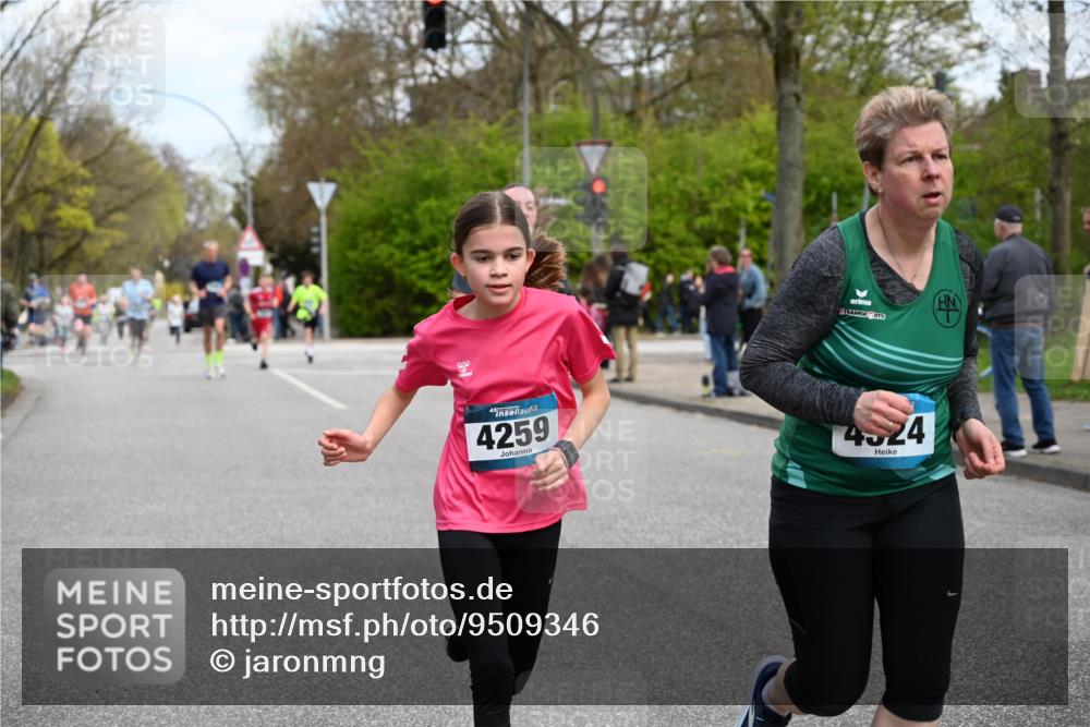 12.04.2026 - 45. Internationalen Wilhelmsburger Insellauf J. Mangold http://msf.ph/oto/9509346 12.04.2026 12:57:14 Ziel 3867, 5500, 5073, 5189, 3287, 4186, 4375, 3973, 4853, 4569, 2624, 5801, 4097, 5744, 4524, 4259, 5791, 5696, 4740, 4599, 5062, 4851, 5172, 4959, 5322, 5129, 3190, 5736, 3189, 5736, 3189, 5847, 3439, 5232, 5277, 3863, 4887, 4938, 3213, 2447 meine-sportfotos.de