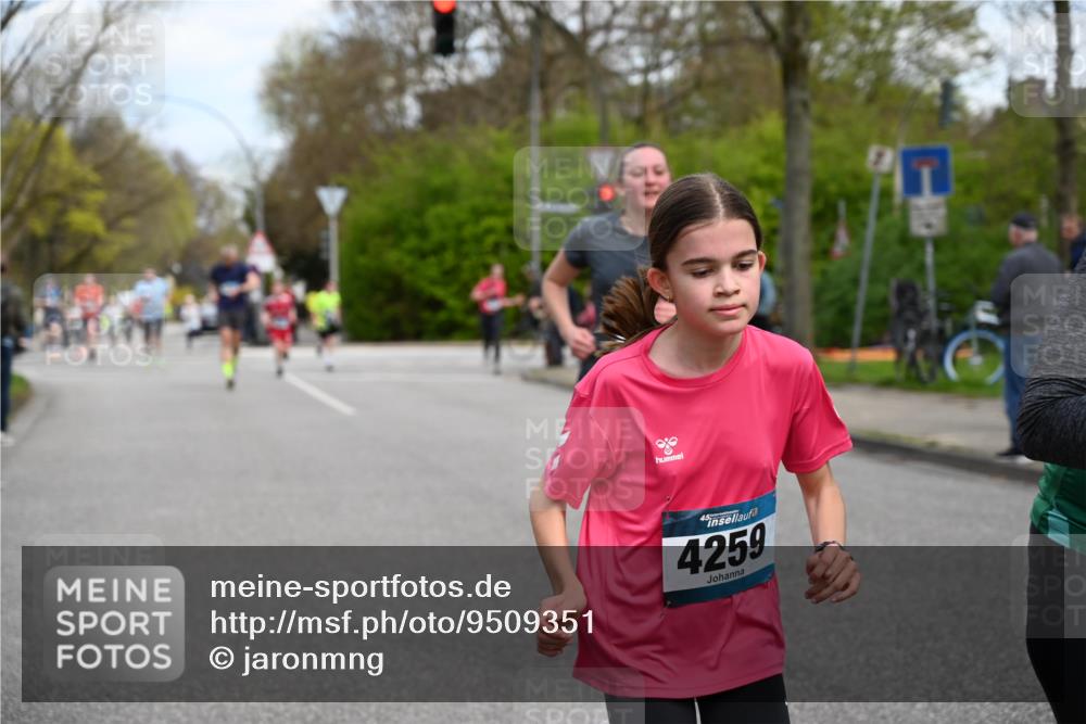 12.04.2026 - 45. Internationalen Wilhelmsburger Insellauf J. Mangold http://msf.ph/oto/9509351 12.04.2026 12:57:14 Ziel 3867, 5500, 5073, 5189, 3287, 4186, 4375, 3973, 4853, 4569, 2624, 5801, 4097, 5744, 4524, 4259, 5791, 5696, 4740, 4599, 5062, 4851, 5172, 4959, 5322, 5129, 3190, 5736, 3189, 5736, 3189, 5847, 3439, 5232, 5277, 3863, 4887, 4938, 3213, 2447 meine-sportfotos.de
