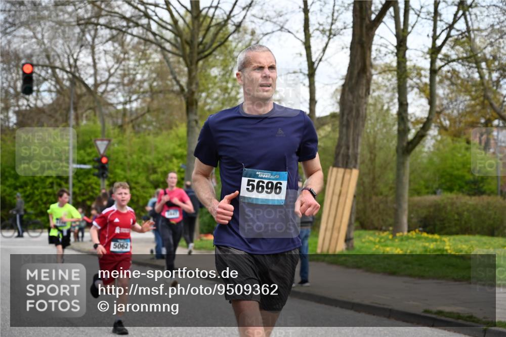 12.04.2026 - 45. Internationalen Wilhelmsburger Insellauf J. Mangold http://msf.ph/oto/9509362 12.04.2026 12:57:21 Ziel 3973, 4853, 4569, 2624, 5801, 4097, 5744, 4524, 4259, 5791, 5696, 4740, 4599, 5062, 4851, 5172, 4959, 5322, 5129, 3190, 5736, 3189, 5847, 3439, 5232, 5277, 3863, 4887, 4938, 3213, 2447, 5211, 4968, 2707 meine-sportfotos.de