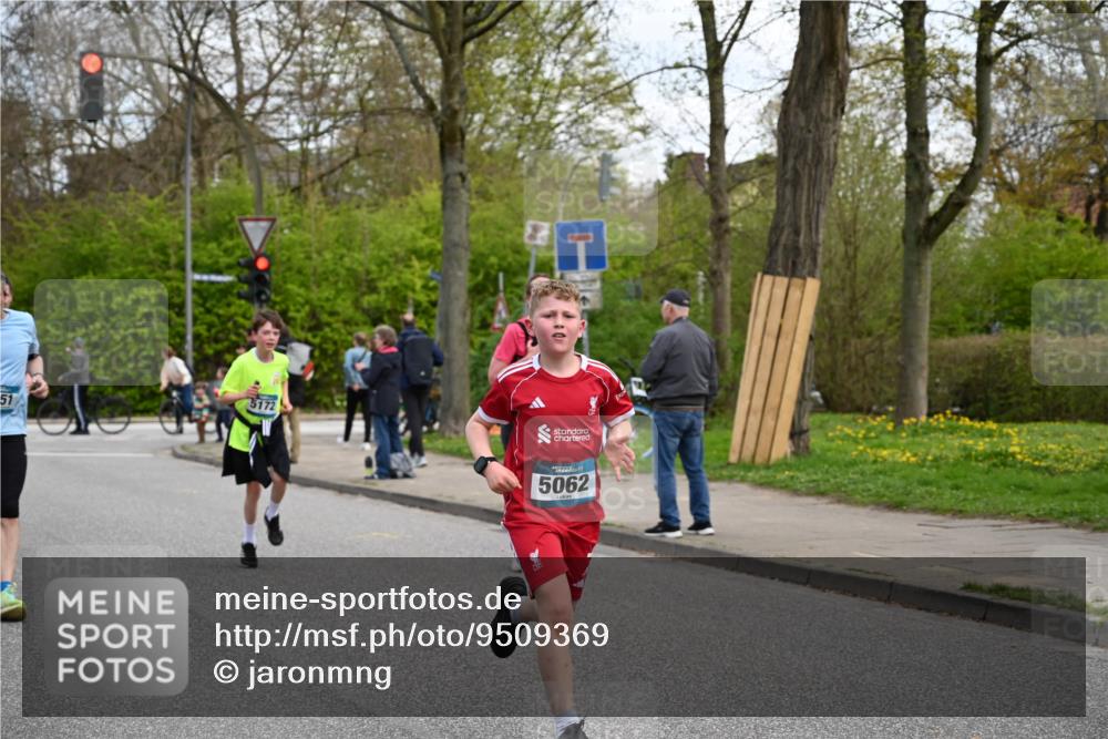12.04.2026 - 45. Internationalen Wilhelmsburger Insellauf J. Mangold http://msf.ph/oto/9509369 12.04.2026 12:57:21 Ziel 3973, 4853, 4569, 2624, 5801, 4097, 5744, 4524, 4259, 5791, 5696, 4740, 4599, 5062, 4851, 5172, 4959, 5322, 5129, 3190, 5736, 3189, 5847, 3439, 5232, 5277, 3863, 4887, 4938, 3213, 2447, 5211, 4968, 2707 meine-sportfotos.de