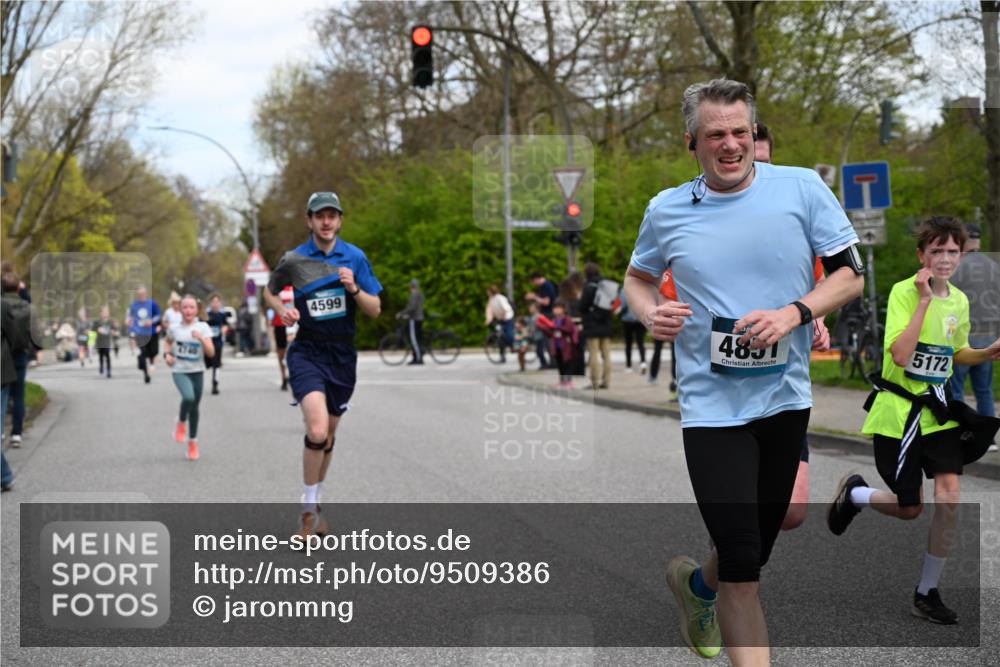 12.04.2026 - 45. Internationalen Wilhelmsburger Insellauf J. Mangold http://msf.ph/oto/9509386 12.04.2026 12:57:23 Ziel 3973, 4853, 4569, 2624, 5801, 4097, 5744, 4524, 4259, 5791, 5696, 4740, 4599, 5062, 4851, 5172, 4959, 5322, 5129, 3190, 5129, 3190, 5736, 3189, 5847, 3439, 5232, 5277, 3863, 4887, 4938, 3213, 4938, 3213, 2447, 5211, 4968, 2707, 5169 meine-sportfotos.de