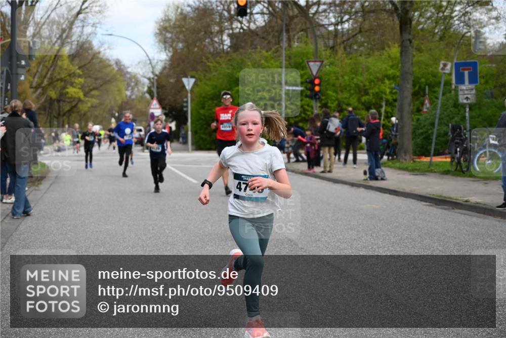 12.04.2026 - 45. Internationalen Wilhelmsburger Insellauf J. Mangold http://msf.ph/oto/9509409 12.04.2026 12:57:26 Ziel 4853, 4569, 2624, 5801, 4097, 5744, 4524, 4259, 5791, 5696, 4740, 4599, 5062, 4851, 5172, 4959, 5322, 5129, 3190, 5736, 3189, 5736, 3189, 5847, 3439, 5232, 5277, 3863, 4887, 4938, 3213, 2447, 5211, 4968, 2707, 5169, 5214 meine-sportfotos.de