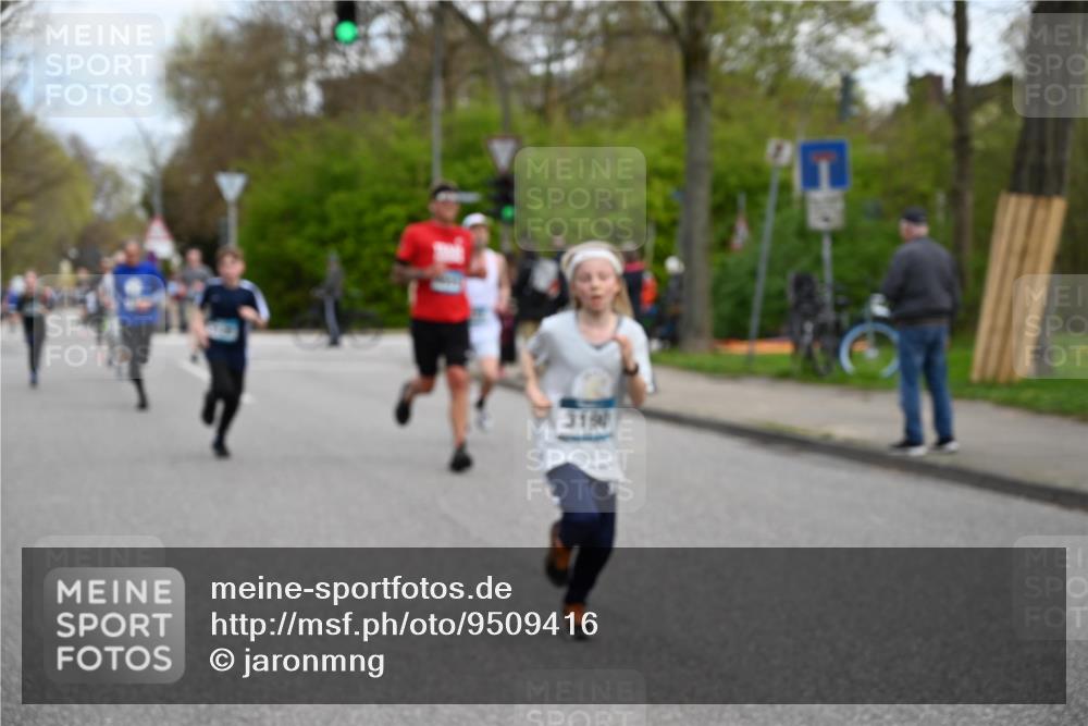 12.04.2026 - 45. Internationalen Wilhelmsburger Insellauf J. Mangold http://msf.ph/oto/9509416 12.04.2026 12:57:27 Ziel 4569, 2624, 5801, 4097, 5744, 4524, 4259, 5791, 5696, 4740, 4599, 5062, 4851, 5172, 4959, 5322, 5129, 3190, 5736, 3189, 5847, 5847, 3439, 5232, 5277, 3863, 4887, 4938, 3213, 2447, 5211, 4968, 2707, 5169, 5214 meine-sportfotos.de