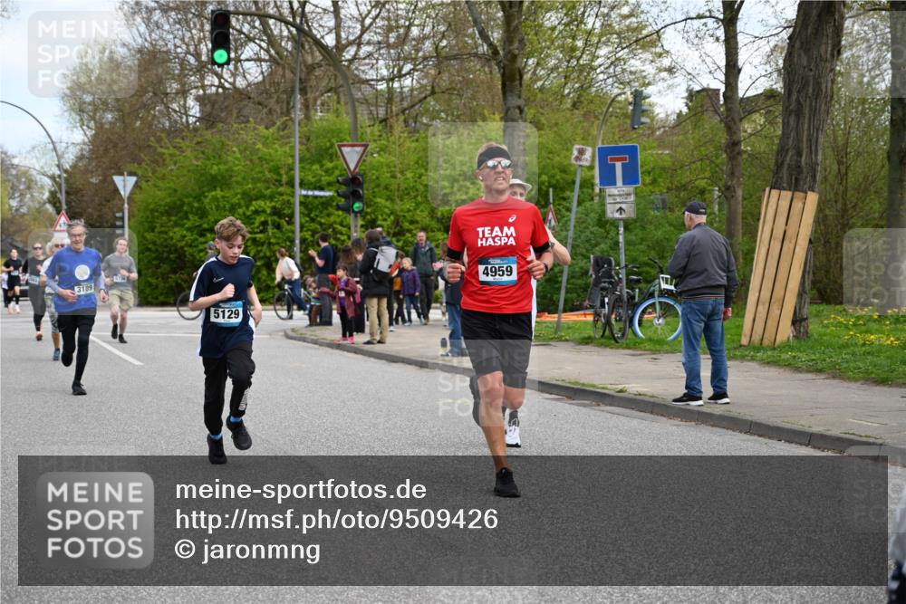 12.04.2026 - 45. Internationalen Wilhelmsburger Insellauf J. Mangold http://msf.ph/oto/9509426 12.04.2026 12:57:28 Ziel 2624, 5801, 4097, 5744, 4524, 4259, 5791, 5696, 4740, 4599, 5062, 4851, 5172, 4959, 5322, 5129, 3190, 5736, 3189, 5847, 3439, 3439, 5232, 5277, 3863, 4887, 4938, 3213, 2447, 5211, 4968, 2707, 5169, 5214, 4955 meine-sportfotos.de