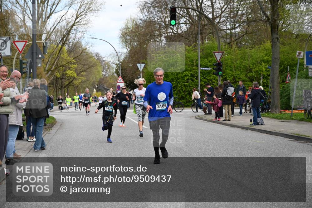 12.04.2026 - 45. Internationalen Wilhelmsburger Insellauf J. Mangold http://msf.ph/oto/9509437 12.04.2026 12:57:30 Ziel 5744, 4524, 4259, 5791, 5696, 4740, 4599, 5062, 4851, 5172, 4959, 5322, 5129, 3190, 5736, 3189, 5847, 3439, 5232, 5277, 3863, 3863, 4887, 4938, 3213, 2447, 5211, 4968, 2707, 5169, 5214, 4955, 3396 meine-sportfotos.de