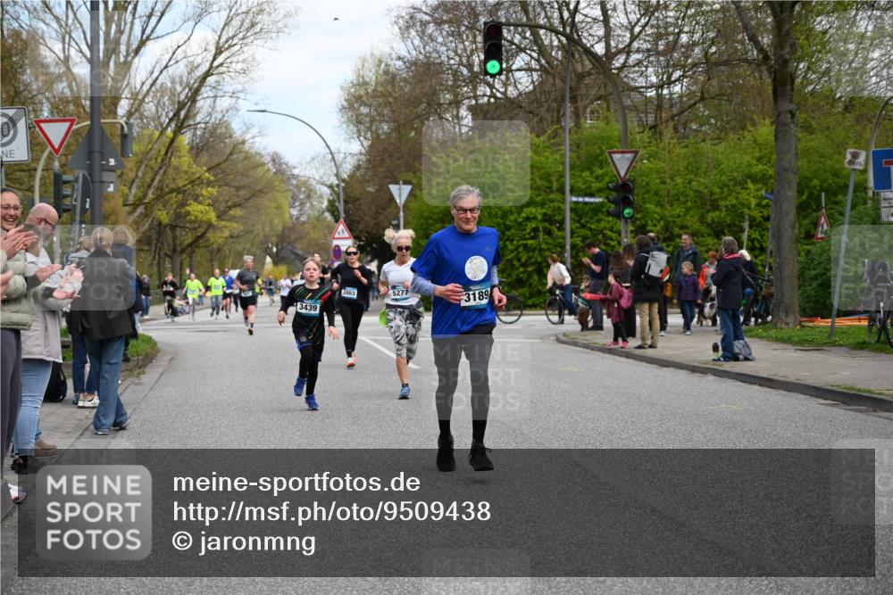 12.04.2026 - 45. Internationalen Wilhelmsburger Insellauf J. Mangold http://msf.ph/oto/9509438 12.04.2026 12:57:30 Ziel 5744, 4524, 4259, 5791, 5696, 4740, 4599, 5062, 4851, 5172, 4959, 5322, 5129, 3190, 5736, 3189, 5847, 3439, 5232, 5277, 3863, 3863, 4887, 4938, 3213, 2447, 5211, 4968, 2707, 5169, 5214, 4955, 3396 meine-sportfotos.de