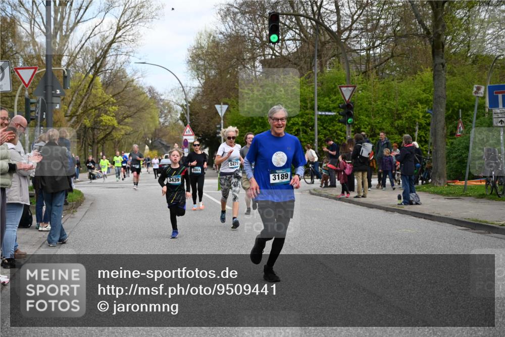 12.04.2026 - 45. Internationalen Wilhelmsburger Insellauf J. Mangold http://msf.ph/oto/9509441 12.04.2026 12:57:30 Ziel 5744, 4524, 4259, 5791, 5696, 4740, 4599, 5062, 4851, 5172, 4959, 5322, 5129, 3190, 5736, 3189, 5847, 3439, 5232, 5277, 3863, 3863, 4887, 4938, 3213, 2447, 5211, 4968, 2707, 5169, 5214, 4955, 3396 meine-sportfotos.de