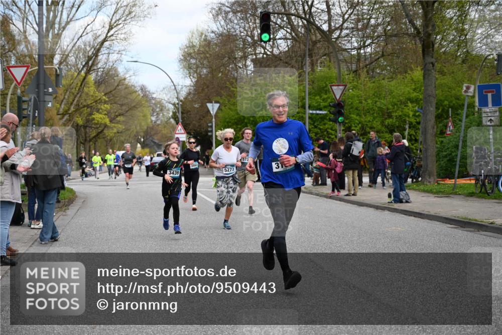 12.04.2026 - 45. Internationalen Wilhelmsburger Insellauf J. Mangold http://msf.ph/oto/9509443 12.04.2026 12:57:30 Ziel 5744, 4524, 4259, 5791, 5696, 4740, 4599, 5062, 4851, 5172, 4959, 5322, 5129, 3190, 5736, 3189, 5847, 3439, 5232, 5277, 3863, 3863, 4887, 4938, 3213, 2447, 5211, 4968, 2707, 5169, 5214, 4955, 3396 meine-sportfotos.de