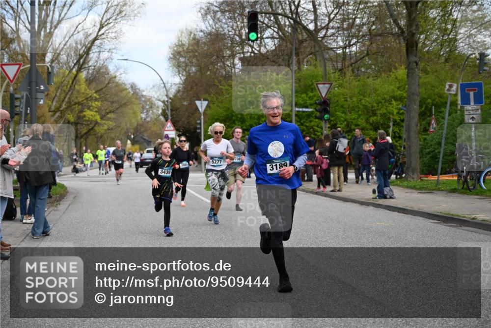 12.04.2026 - 45. Internationalen Wilhelmsburger Insellauf J. Mangold http://msf.ph/oto/9509444 12.04.2026 12:57:30 Ziel 5744, 4524, 4259, 5791, 5696, 4740, 4599, 5062, 4851, 5172, 4959, 5322, 5129, 3190, 5736, 3189, 5847, 3439, 5232, 5277, 3863, 3863, 4887, 4938, 3213, 2447, 5211, 4968, 2707, 5169, 5214, 4955, 3396 meine-sportfotos.de