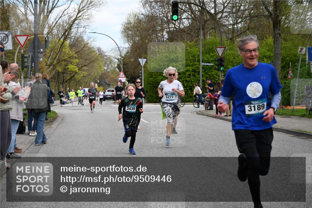 12.04.2026 - 45. Internationalen Wilhelmsburger Insellauf J. Mangold http://msf.ph/oto/9509446 12.04.2026 12:57:31 Ziel 5744, 4524, 4259, 5791, 5696, 4740, 4599, 5062, 4851, 5172, 4959, 5322, 5129, 3190, 5736, 3189, 5847, 3439, 5232, 5277, 3863, 4887, 4887, 4938, 3213, 2447, 5211, 4968, 2707, 5169, 5214, 4955, 3396, 5228, 5689, 2771 meine-sportfotos.de