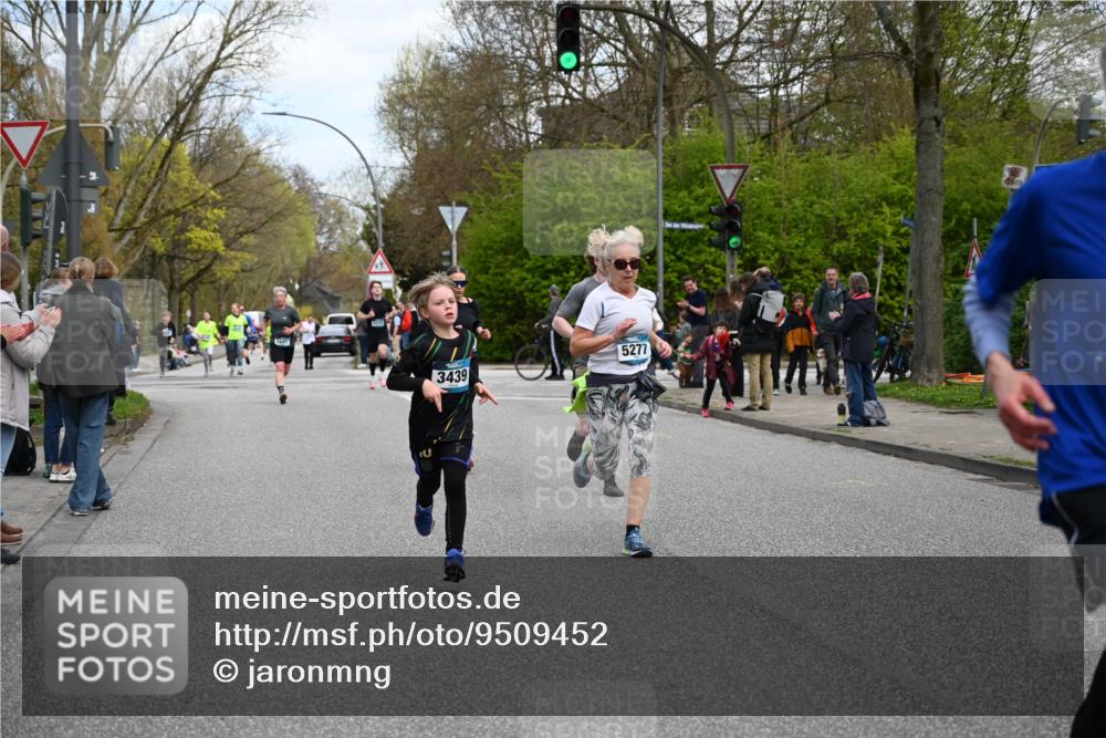12.04.2026 - 45. Internationalen Wilhelmsburger Insellauf J. Mangold http://msf.ph/oto/9509452 12.04.2026 12:57:31 Ziel 5744, 4524, 4259, 5791, 5696, 4740, 4599, 5062, 4851, 5172, 4959, 5322, 5129, 3190, 5736, 3189, 5847, 3439, 5232, 5277, 3863, 4887, 4887, 4938, 3213, 2447, 5211, 4968, 2707, 5169, 5214, 4955, 3396, 5228, 5689, 2771 meine-sportfotos.de