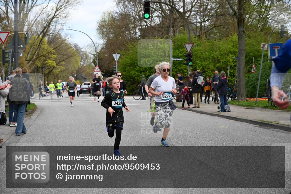 12.04.2026 - 45. Internationalen Wilhelmsburger Insellauf J. Mangold http://msf.ph/oto/9509453 12.04.2026 12:57:32 Ziel 5744, 4524, 4259, 5791, 5696, 4740, 4599, 5062, 4851, 5172, 4959, 5322, 5129, 3190, 5736, 3189, 5847, 3439, 5232, 5277, 3863, 4887, 4938, 3213, 2447, 5211, 5211, 4968, 2707, 5169, 5214, 4955, 3396, 5228, 5689, 2771, 5687 meine-sportfotos.de