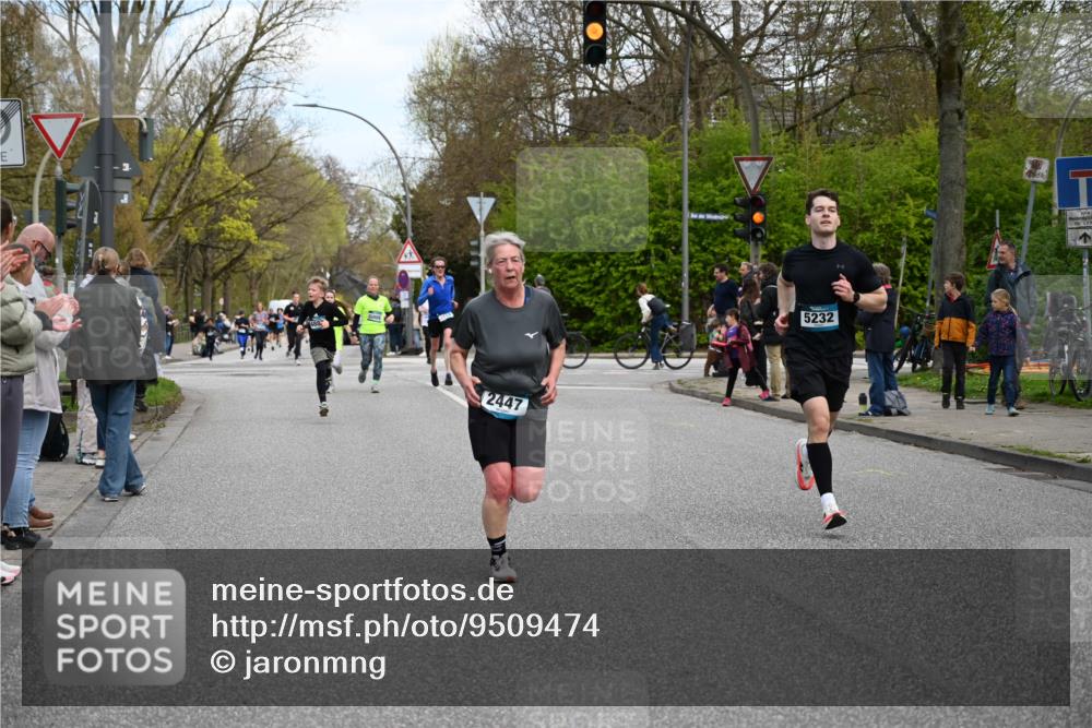 12.04.2026 - 45. Internationalen Wilhelmsburger Insellauf J. Mangold http://msf.ph/oto/9509474 12.04.2026 12:57:38 Ziel 4740, 4599, 5062, 4851, 5172, 4959, 5322, 5129, 3190, 5736, 3189, 5847, 3439, 5232, 5277, 3863, 4887, 4938, 3213, 2447, 5211, 4968, 2707, 5169, 5214, 5214, 4955, 3396, 5228, 5689, 2771, 5687, 2058, 3152, 4535, 5260, 2493, 2550, 3479 meine-sportfotos.de