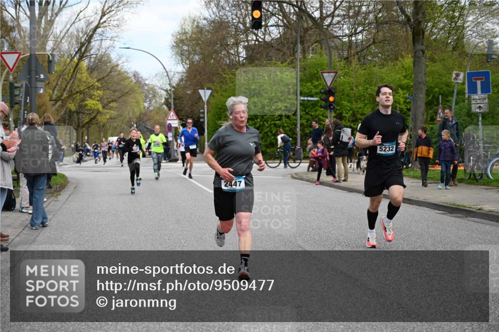 12.04.2026 - 45. Internationalen Wilhelmsburger Insellauf J. Mangold http://msf.ph/oto/9509477 12.04.2026 12:57:38 Ziel 4740, 4599, 5062, 4851, 5172, 4959, 5322, 5129, 3190, 5736, 3189, 5847, 3439, 5232, 5277, 3863, 4887, 4938, 3213, 2447, 5211, 4968, 2707, 5169, 5214, 5214, 4955, 3396, 5228, 5689, 2771, 5687, 2058, 3152, 4535, 5260, 2493, 2550, 3479 meine-sportfotos.de