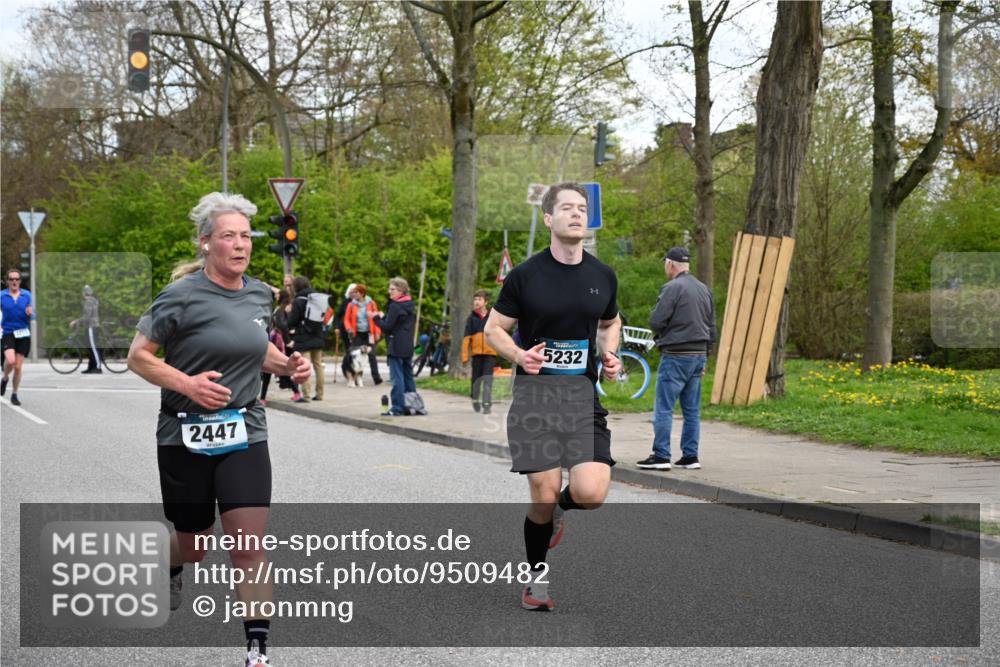 12.04.2026 - 45. Internationalen Wilhelmsburger Insellauf J. Mangold http://msf.ph/oto/9509482 12.04.2026 12:57:39 Ziel 4599, 5062, 4851, 5172, 4959, 5322, 5129, 3190, 5736, 3189, 5847, 3439, 5232, 5277, 3863, 4887, 4938, 3213, 2447, 5211, 4968, 2707, 5169, 5214, 4955, 3396, 5228, 5689, 2771, 5687, 2058, 3152, 4535, 5260, 2493, 2550, 3479 meine-sportfotos.de