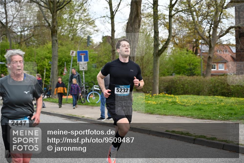 12.04.2026 - 45. Internationalen Wilhelmsburger Insellauf J. Mangold http://msf.ph/oto/9509487 12.04.2026 12:57:39 Ziel 4599, 5062, 4851, 5172, 4959, 5322, 5129, 3190, 5736, 3189, 5847, 3439, 5232, 5277, 3863, 4887, 4938, 3213, 2447, 5211, 4968, 2707, 5169, 5214, 4955, 3396, 5228, 5689, 2771, 5687, 2058, 3152, 4535, 5260, 2493, 2550, 3479 meine-sportfotos.de