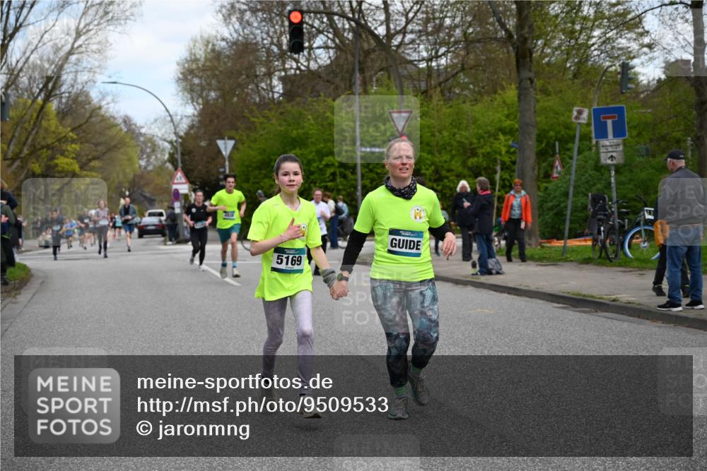 12.04.2026 - 45. Internationalen Wilhelmsburger Insellauf J. Mangold http://msf.ph/oto/9509533 12.04.2026 12:57:45 Ziel 5129, 3190, 5736, 3189, 5847, 3439, 5232, 5277, 3863, 4887, 4938, 3213, 2447, 5211, 4968, 2707, 4968, 2707, 5169, 5214, 4955, 3396, 5228, 5689, 2771, 5687, 2058, 3152, 4535, 5260, 2493, 2550, 3479, 4873 meine-sportfotos.de