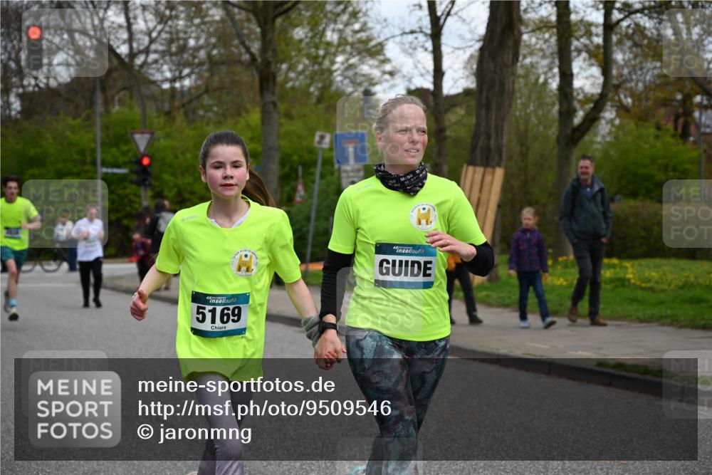 12.04.2026 - 45. Internationalen Wilhelmsburger Insellauf J. Mangold http://msf.ph/oto/9509546 12.04.2026 12:57:46 Ziel 5129, 3190, 5736, 3189, 5847, 3439, 5232, 5277, 3863, 4887, 4938, 3213, 2447, 5211, 4968, 2707, 5169, 5169, 5214, 4955, 3396, 5228, 5689, 2771, 5687, 2058, 2058, 3152, 4535, 5260, 2493, 2550, 3479, 4873 meine-sportfotos.de