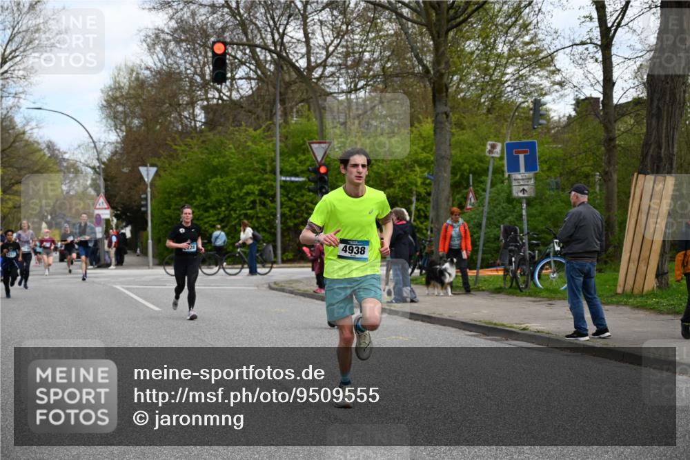 12.04.2026 - 45. Internationalen Wilhelmsburger Insellauf J. Mangold http://msf.ph/oto/9509555 12.04.2026 12:57:48 Ziel 5129, 3190, 5736, 3189, 5847, 3439, 5232, 5277, 3863, 4887, 4938, 3213, 2447, 5211, 4968, 2707, 5169, 5214, 4955, 3396, 5228, 5689, 2771, 5687, 2058, 3152, 4535, 5260, 2493, 5260, 2493, 2550, 3479, 4873 meine-sportfotos.de