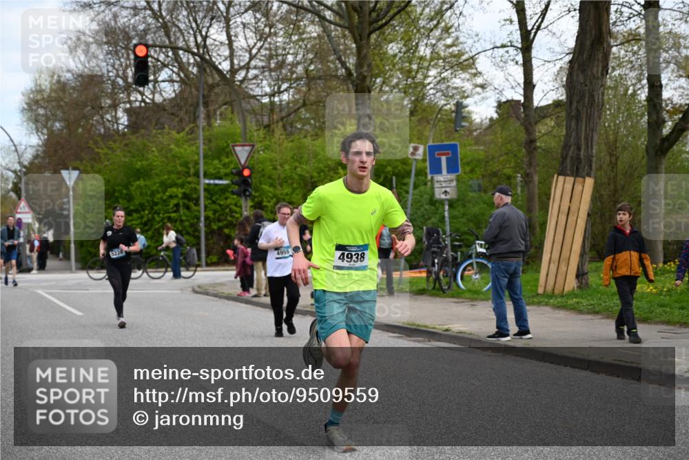 12.04.2026 - 45. Internationalen Wilhelmsburger Insellauf J. Mangold http://msf.ph/oto/9509559 12.04.2026 12:57:48 Ziel 5129, 3190, 5736, 3189, 5847, 3439, 5232, 5277, 3863, 4887, 4938, 3213, 2447, 5211, 4968, 2707, 5169, 5214, 4955, 3396, 5228, 5689, 2771, 5687, 2058, 3152, 4535, 5260, 2493, 5260, 2493, 2550, 3479, 4873 meine-sportfotos.de