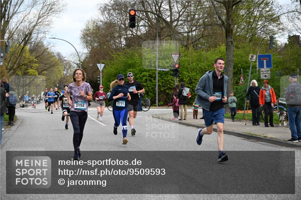 12.04.2026 - 45. Internationalen Wilhelmsburger Insellauf J. Mangold http://msf.ph/oto/9509593 12.04.2026 12:57:55 Ziel 3863, 4887, 4938, 3213, 2447, 5211, 4968, 2707, 5169, 5214, 4955, 3396, 5228, 5689, 2771, 5228, 5689, 2771, 5687, 2058, 3152, 4535, 5260, 2493, 2550, 3479, 4873, 4344, 3889, 3309, 5613, 3525, 5422 meine-sportfotos.de