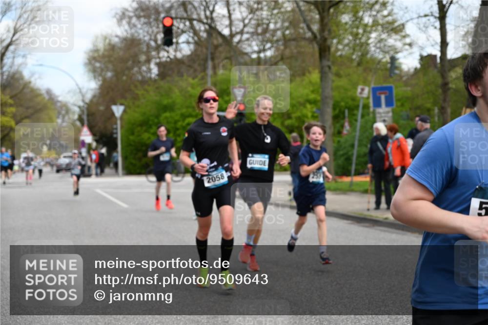 12.04.2026 - 45. Internationalen Wilhelmsburger Insellauf J. Mangold http://msf.ph/oto/9509643 12.04.2026 12:58:04 Ziel 5211, 4968, 2707, 5169, 5214, 4955, 3396, 5228, 5689, 2771, 5687, 2058, 3152, 4535, 5260, 2493, 2550, 3479, 4873, 4344, 3889, 4344, 3889, 3309, 5613, 3525, 5422, 3088, 3255 meine-sportfotos.de