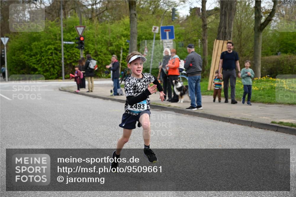 12.04.2026 - 45. Internationalen Wilhelmsburger Insellauf J. Mangold http://msf.ph/oto/9509661 12.04.2026 12:58:08 Ziel 5211, 4968, 2707, 5169, 5214, 4955, 3396, 5228, 5689, 2771, 5687, 2058, 3152, 4535, 5260, 2493, 2550, 3479, 4873, 4873, 4344, 3889, 3309, 5613, 3525, 5422, 3088, 3088, 3255 meine-sportfotos.de