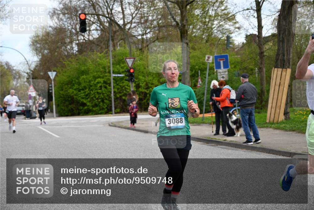 12.04.2026 - 45. Internationalen Wilhelmsburger Insellauf J. Mangold http://msf.ph/oto/9509748 12.04.2026 12:58:26 Ziel 2550, 3479, 4873, 4344, 3889, 3309, 5613, 3525, 5422, 3088, 3255, 5174, 5846, 3286, 3623, 4822, 2015, 3926, 3728, 4023, 2009, 4875, 5276 meine-sportfotos.de