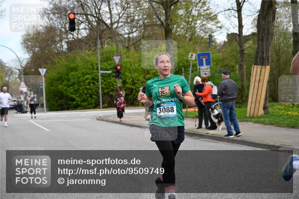 12.04.2026 - 45. Internationalen Wilhelmsburger Insellauf J. Mangold http://msf.ph/oto/9509749 12.04.2026 12:58:26 Ziel 2550, 3479, 4873, 4344, 3889, 3309, 5613, 3525, 5422, 3088, 3255, 5174, 5846, 3286, 3623, 4822, 2015, 3926, 3728, 4023, 2009, 4875, 5276 meine-sportfotos.de